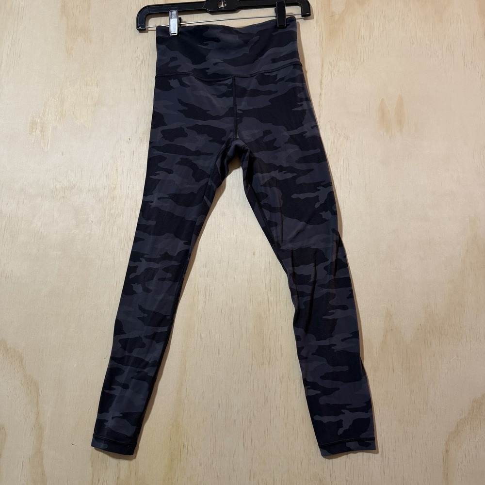 Athleta Elation Camo Leggings XS 7/8‎ Tight Gray Black High Rise Yoga